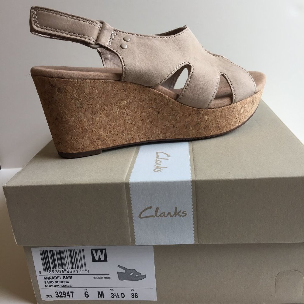 Clarks Annadel Bari Wedge Sandal Sand Nubuck Sz 6